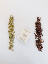 Load image into Gallery viewer, Cardamom and Clove